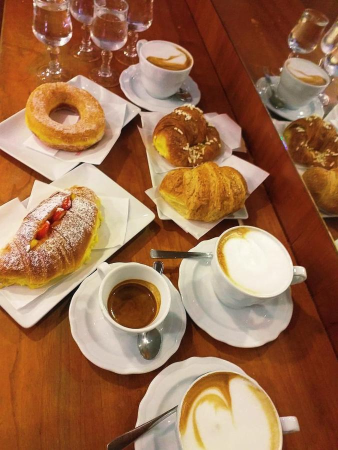 Attico Di Via D'Azeglio Acomodação com café da manhã Bolonha Exterior foto